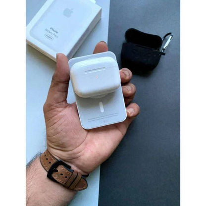 Combo Offer: AirPods Pro 2nd Generation + MagSafe Power Bank (2)